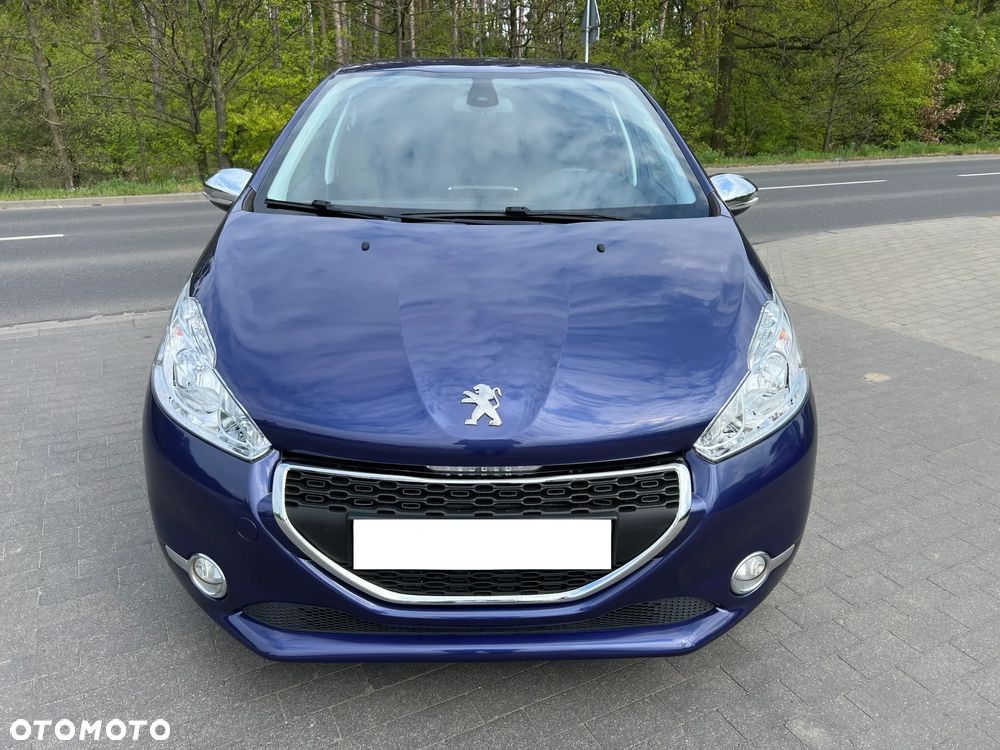 Peugeot 208 - 2