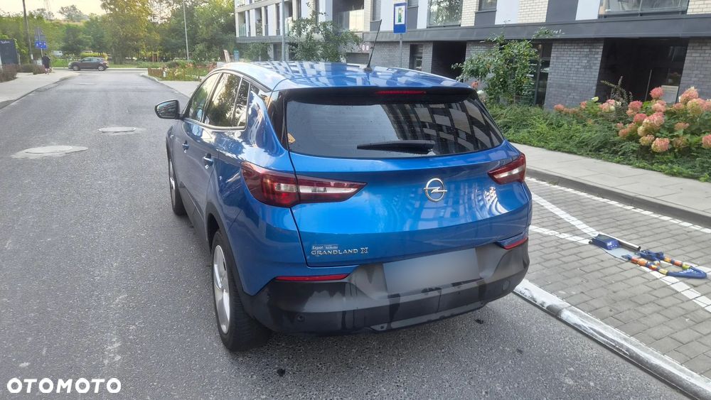 Opel Grandland X 1.2 T GPF Design&Tech S&S - 30