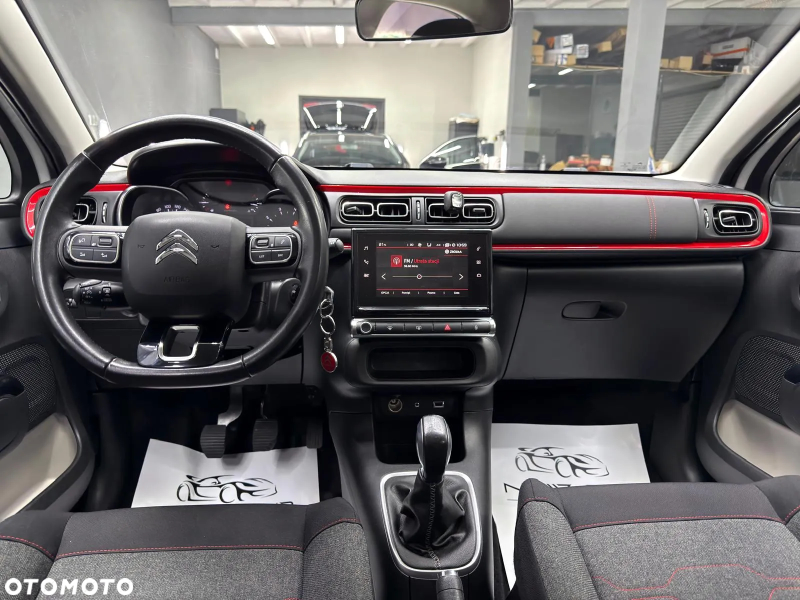 Citroën C3 1.2 PureTech Shine - 11