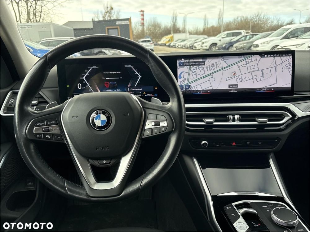BMW Seria 3 318d MHEV - 14