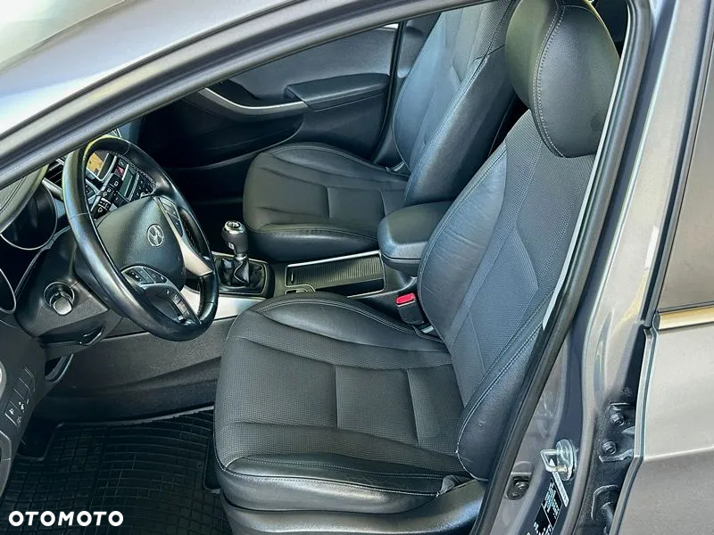 Hyundai i30 - 10