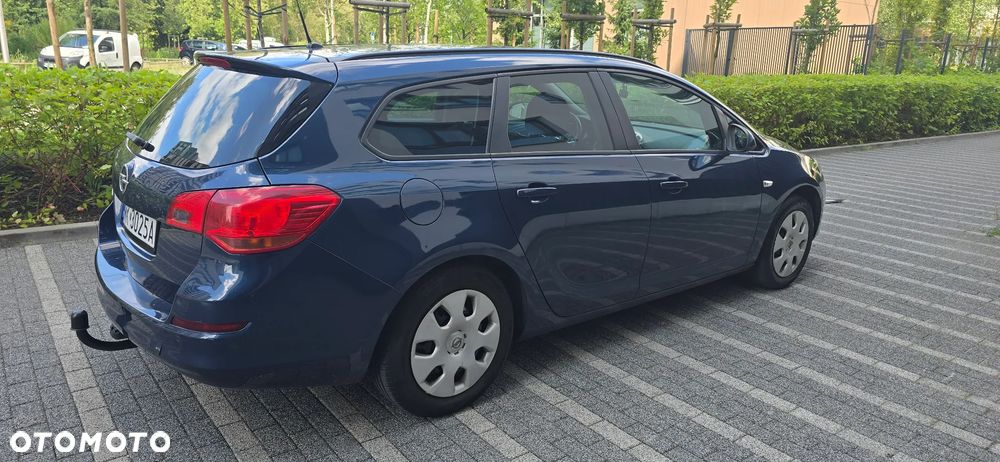 Opel Astra - 16