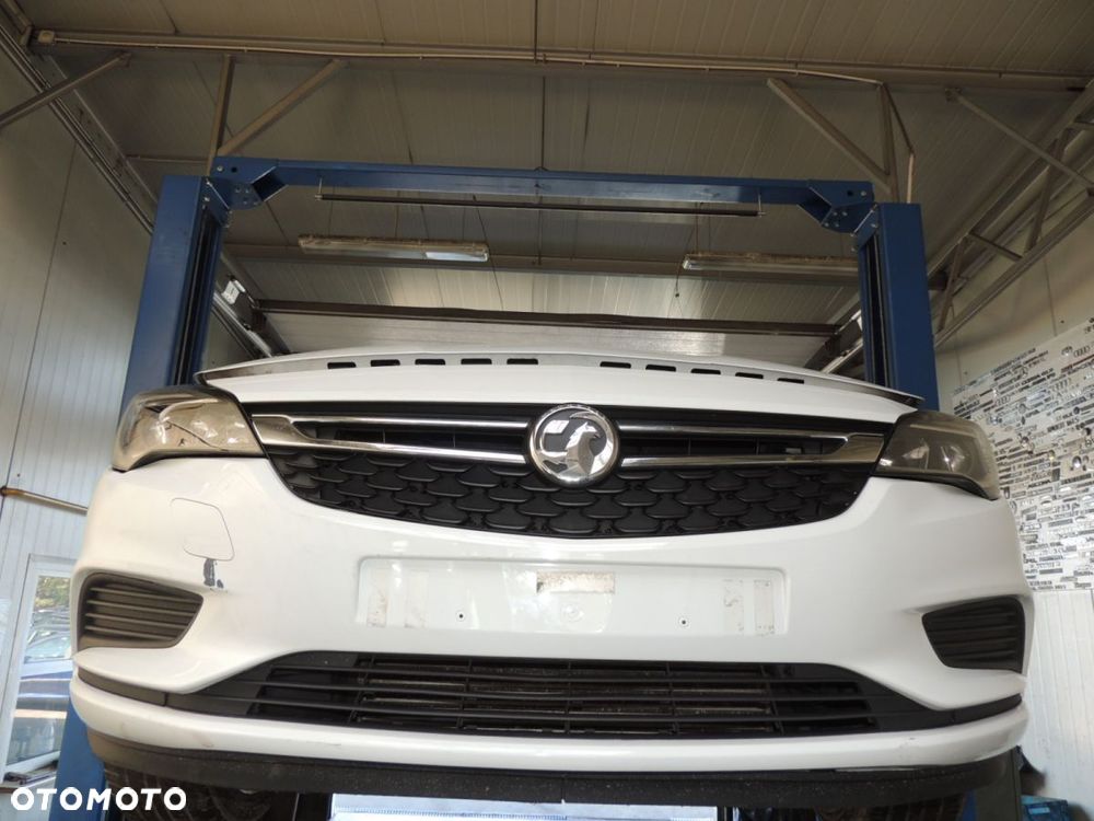 Zderzak przód Opel Astra K '16 - 1