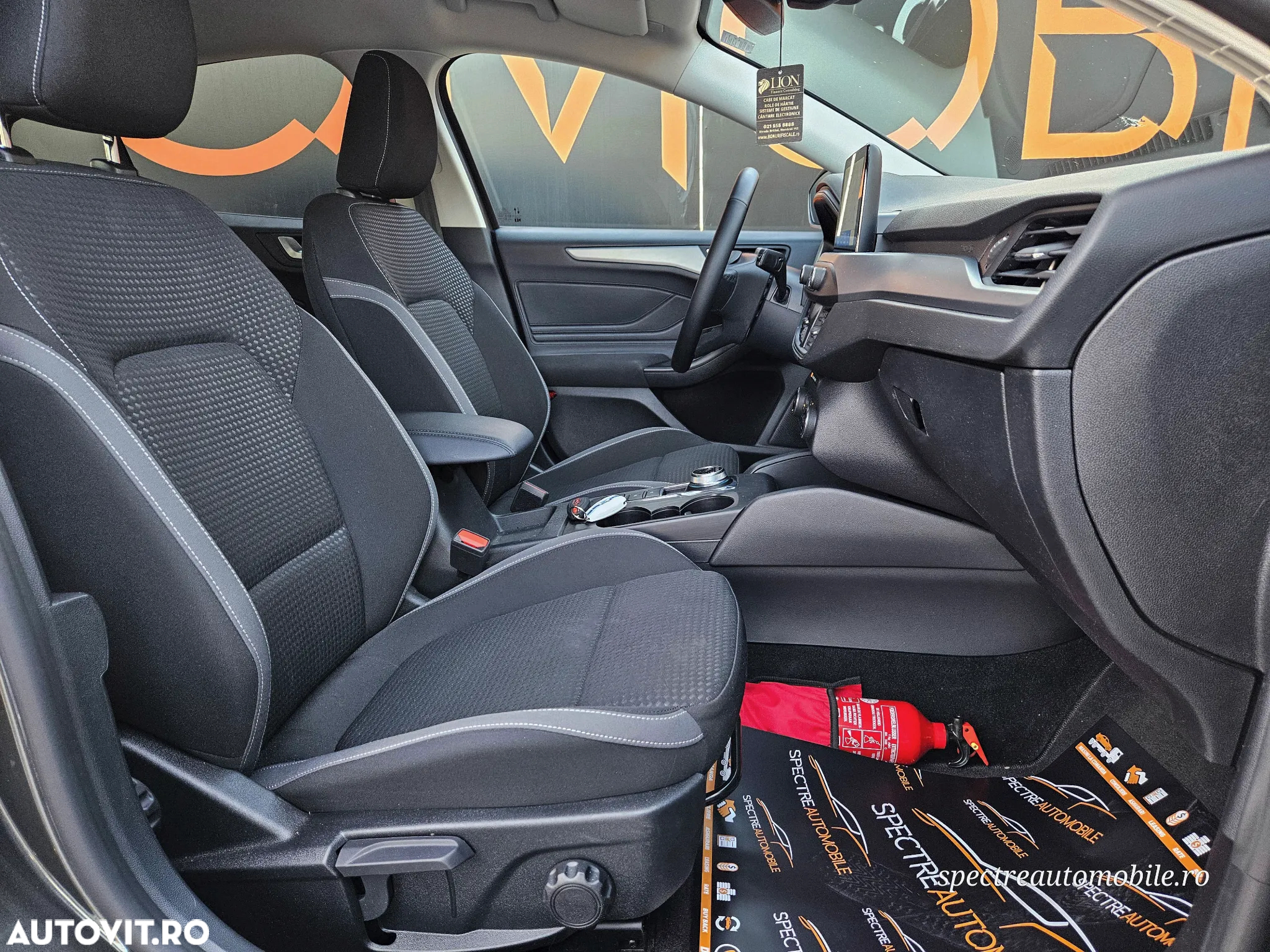 Ford Focus 1.5 EcoBlue Start-Stopp-System Aut. TITANIUM - 13