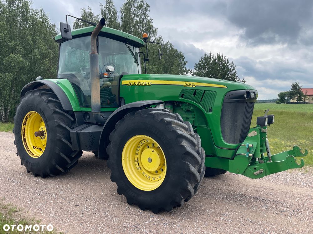 John Deere 8320 - 3