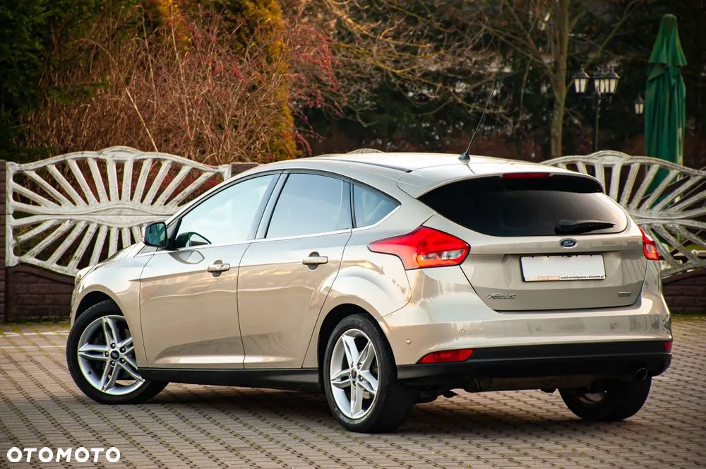 Ford Focus - 5