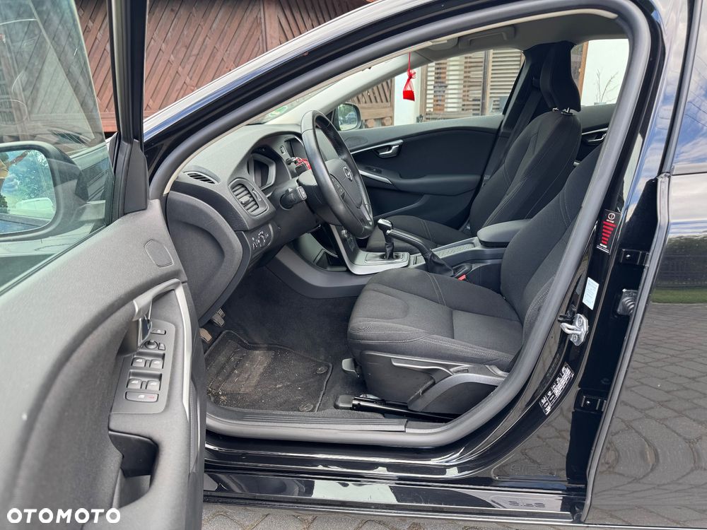 Volvo V40 - 14
