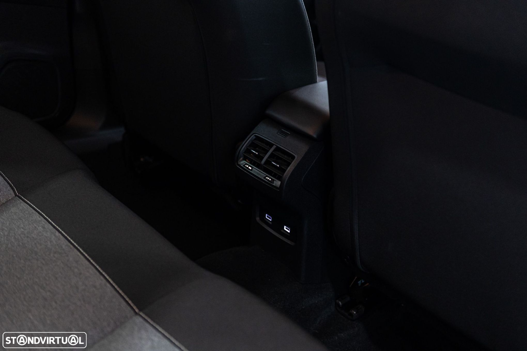 Citroën e-C4 50 kWh YOU - 13