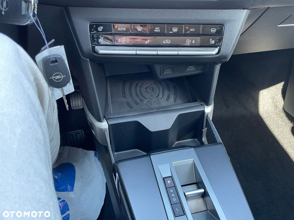 Opel Frontera - 24