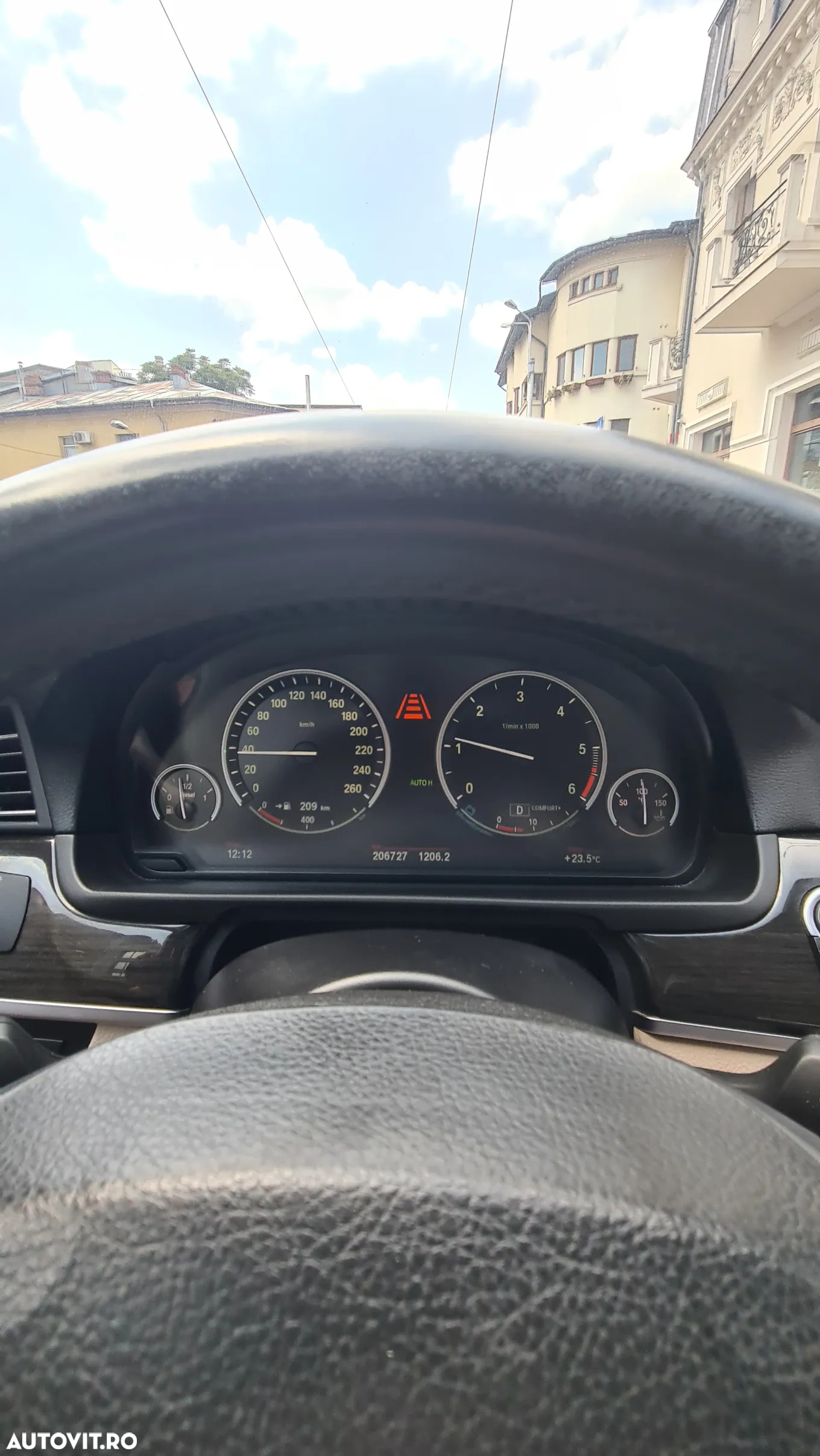 BMW Seria 5 530d xDrive - 39