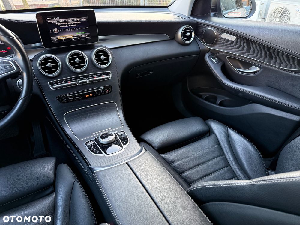 Mercedes-Benz GLC - 14
