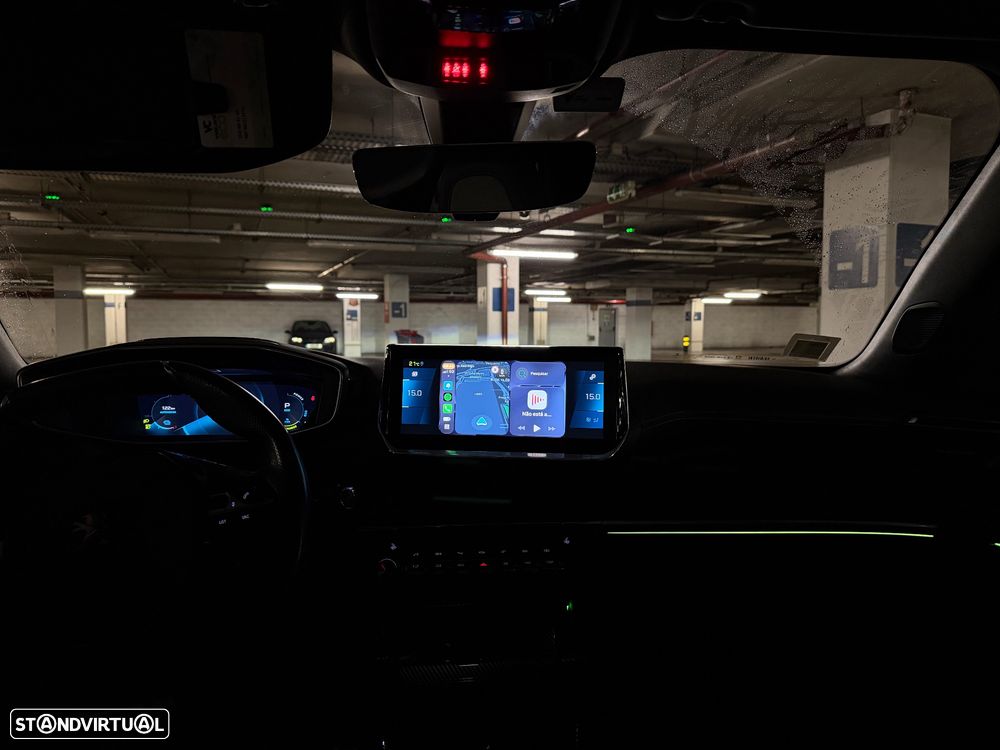 Peugeot e-2008 50 kWh GT - 5