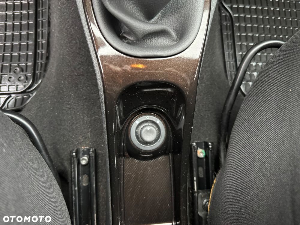 Dacia Duster 1.6 16V 4x2 - 27