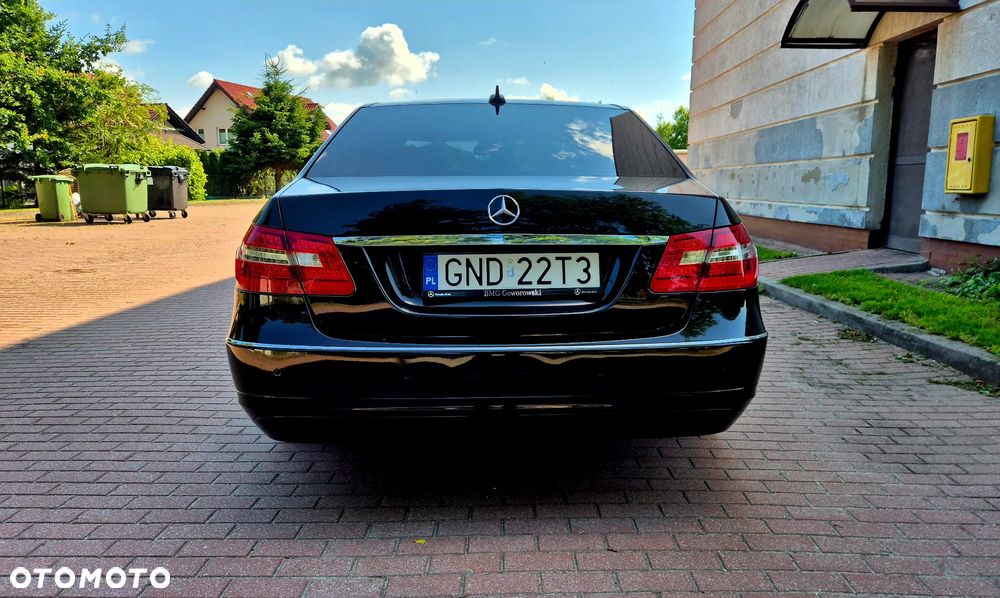 Mercedes-Benz Klasa E - 6