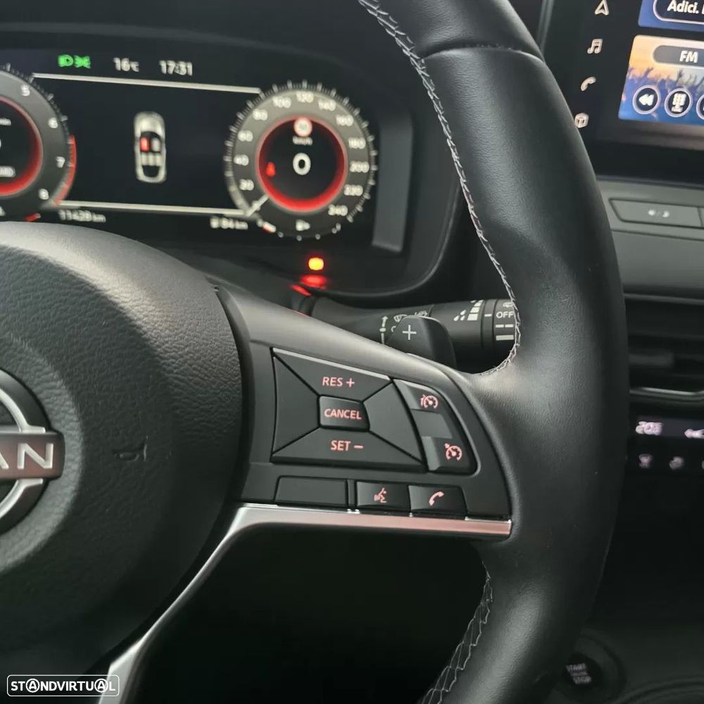 Nissan Juke 1.0 DIG-T N-Connecta NAV. DCT - 22