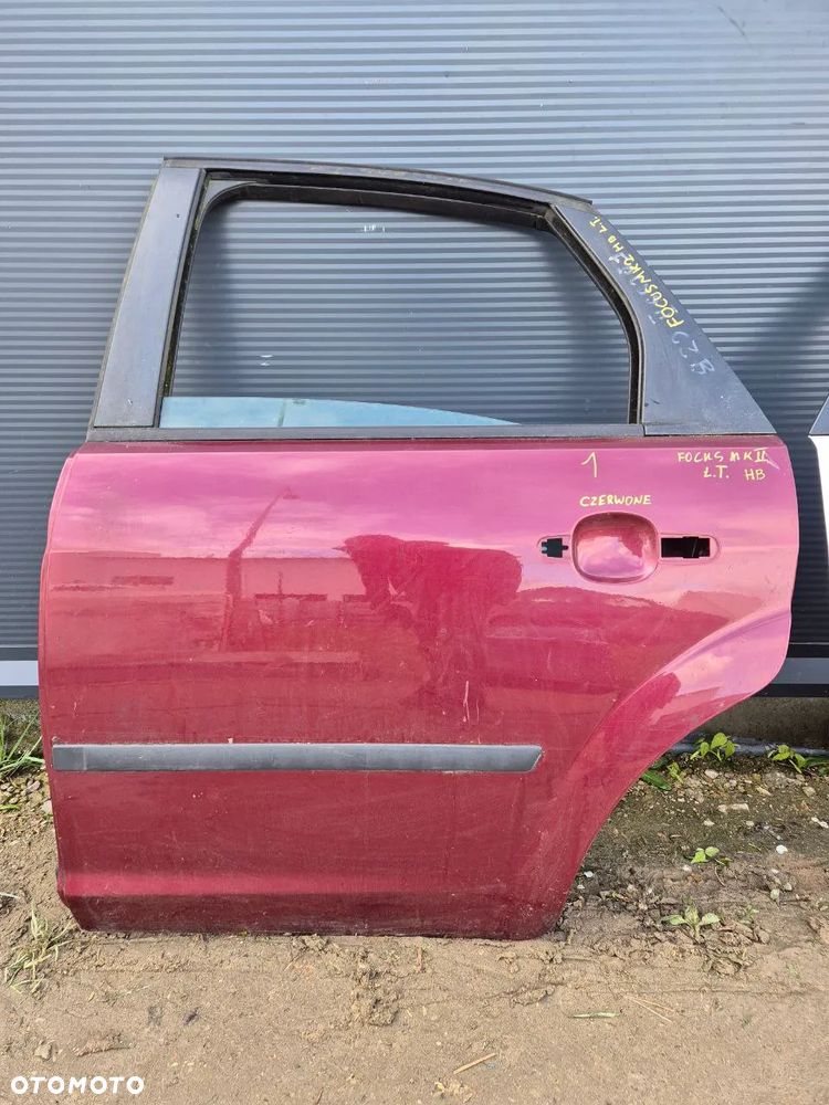 FORD FOCUS MK2 HATCHBACK DRZWI / KLAPA / MASKA / ZDERZAK - 21
