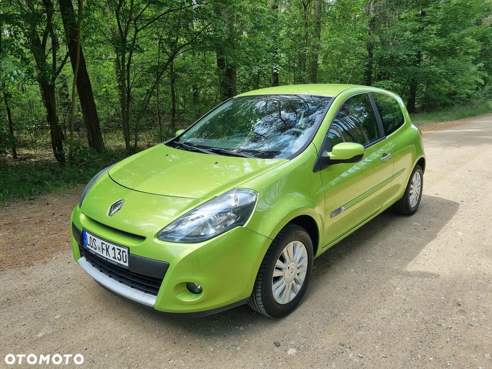 Renault Clio 1.2 16V Emotion - 2