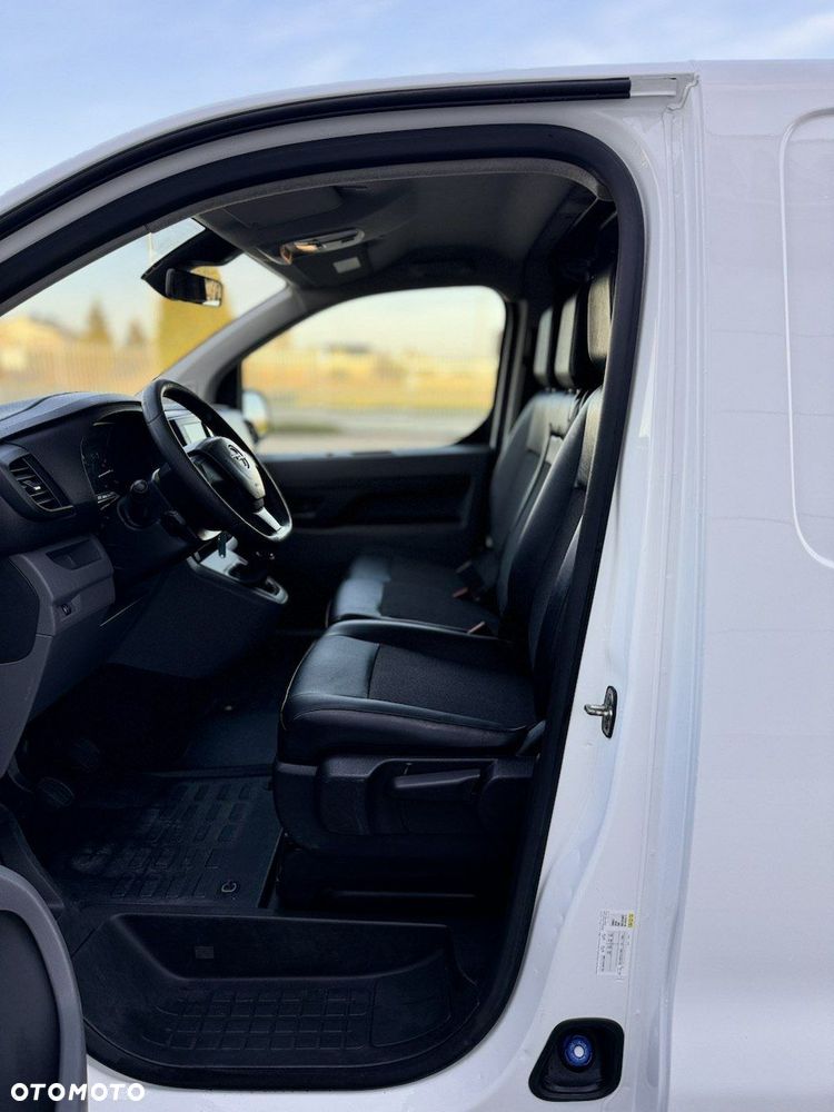 Opel Vivaro - 17