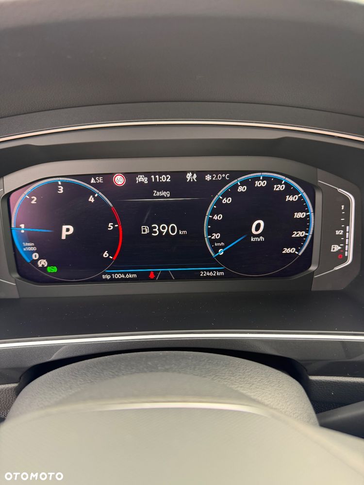 Volkswagen Tiguan 2.0 TDI SCR 4MotION DSG R-Line - 26