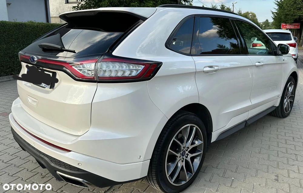 Ford Edge 2.0 TDCi Bi-Turbo 4x4 ST-LINE - 3