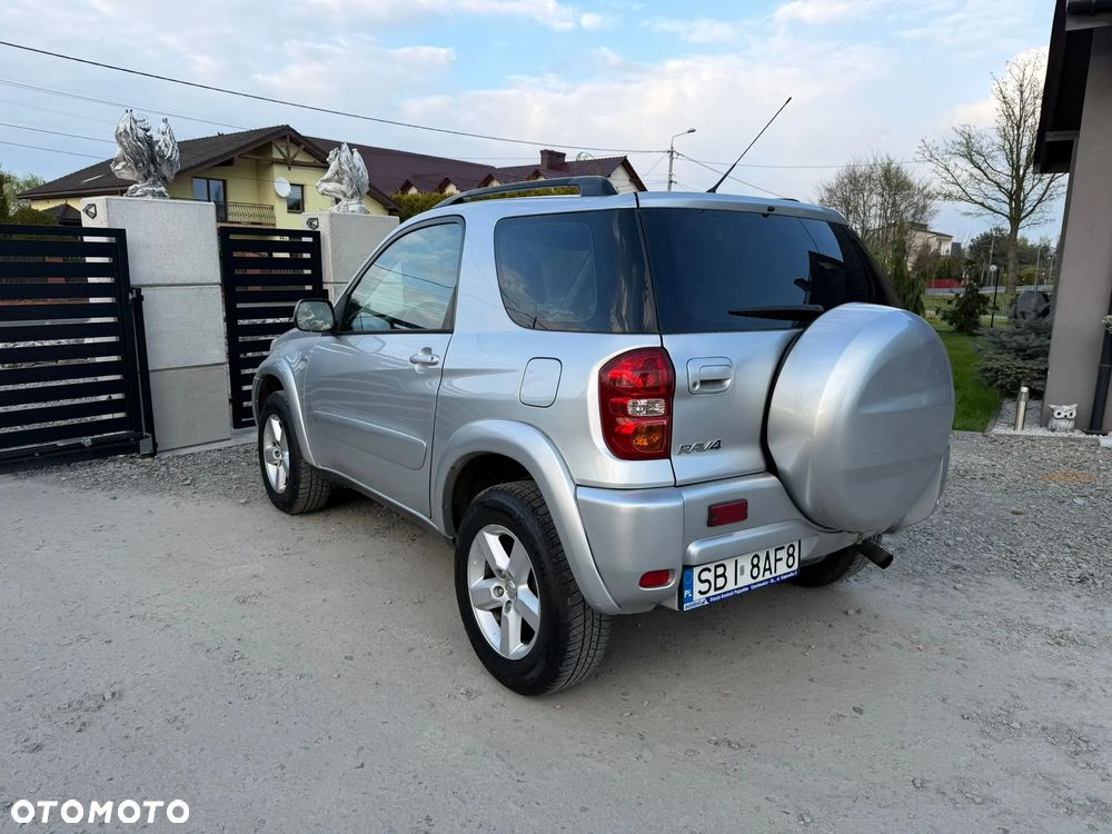 Toyota RAV4 2.0 D-4D Sol - 9