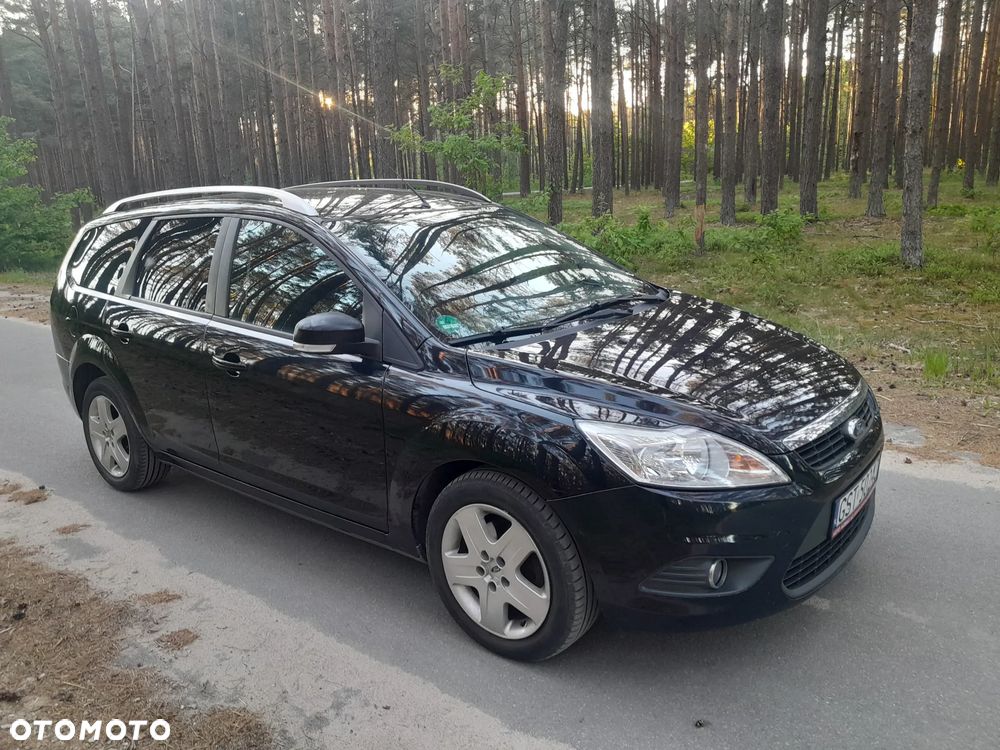 Ford Focus Ghia - 1