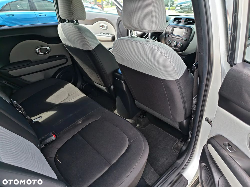 Kia Soul 1.6 GDI L - 22