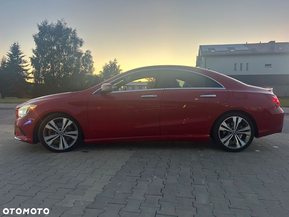 Mercedes-Benz CLA 250 7G-DCT - 9