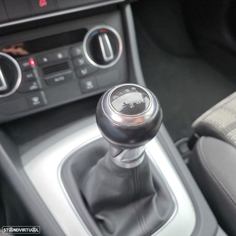 Audi Q3 2.0 TDI Sport - 27