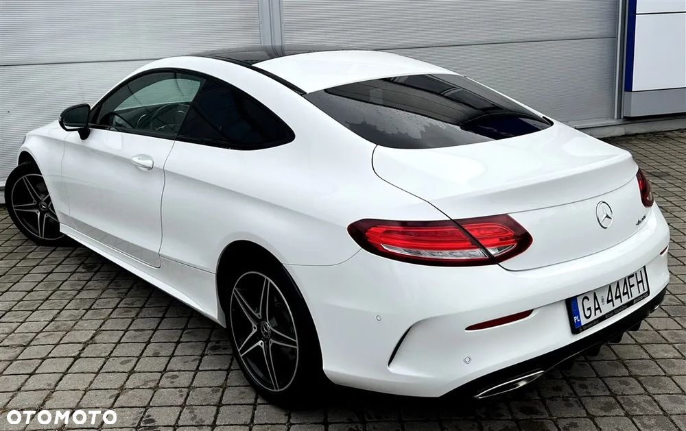 Mercedes-Benz Klasa C 200 4-Matic 9G-TRONIC - 6