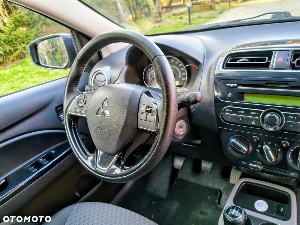 Mitsubishi Space Star 1.2 Intense - 14