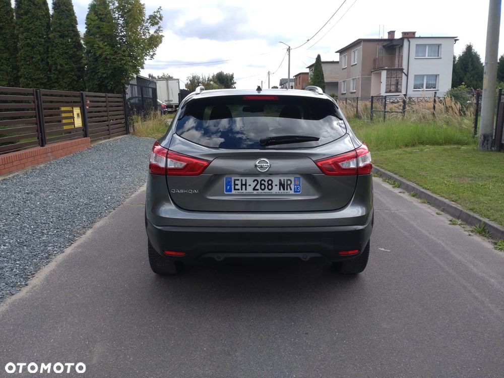 Nissan Qashqai 1.6 dCi Xtronic TEKNA - 4