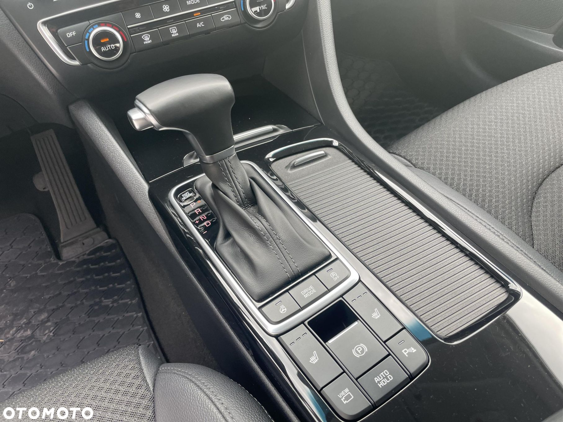 Kia Optima 1.6 T-GDI L DCT - 14
