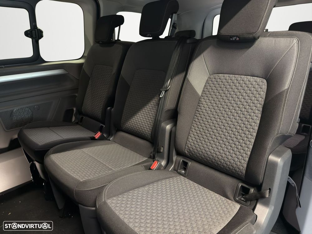 VW Caravelle 83 kWh Life - 19