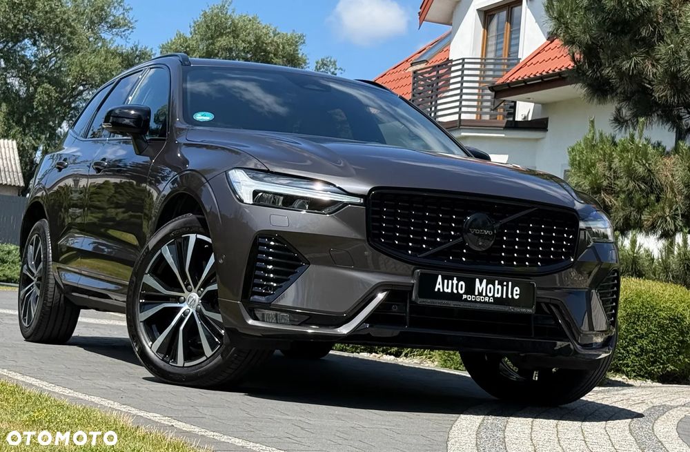 Volvo XC 60 B4 D Plus Dark - 3