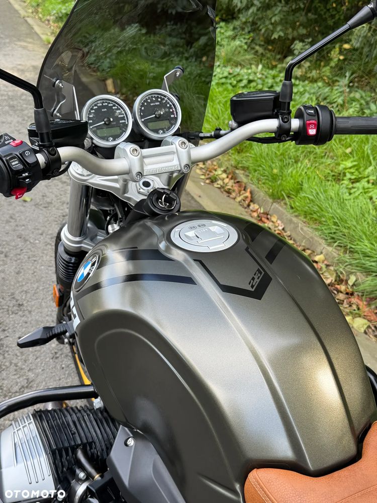 BMW R - 19