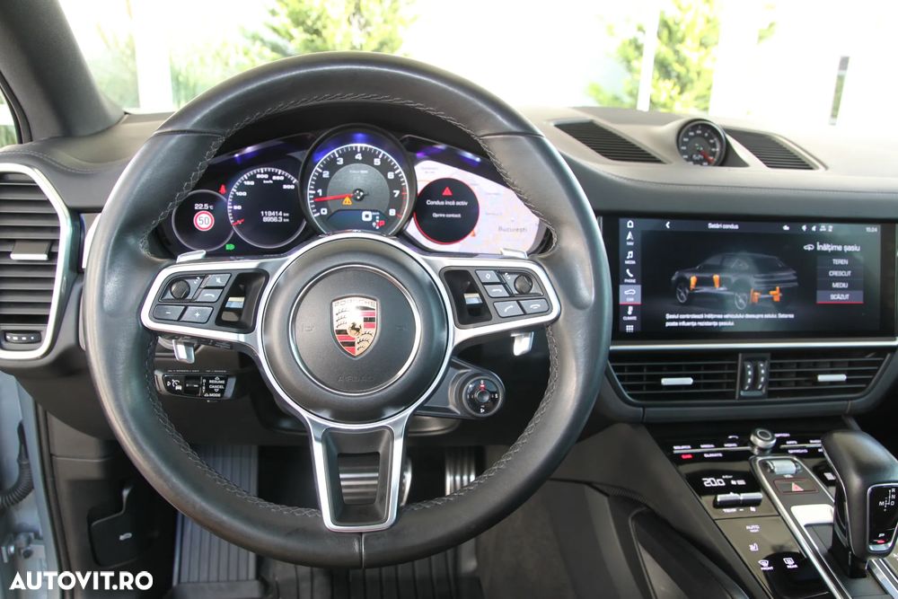 Porsche Cayenne Coupe - 11
