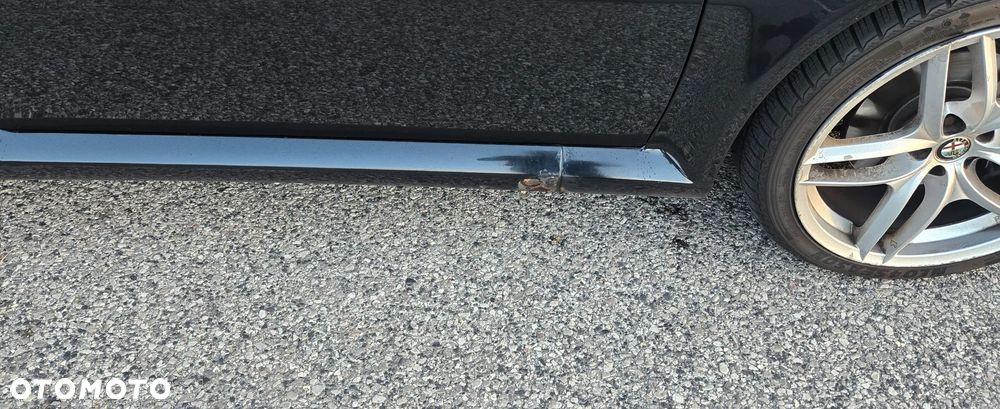 Alfa Romeo GT 1.9JTD 16V Distinctive - 8