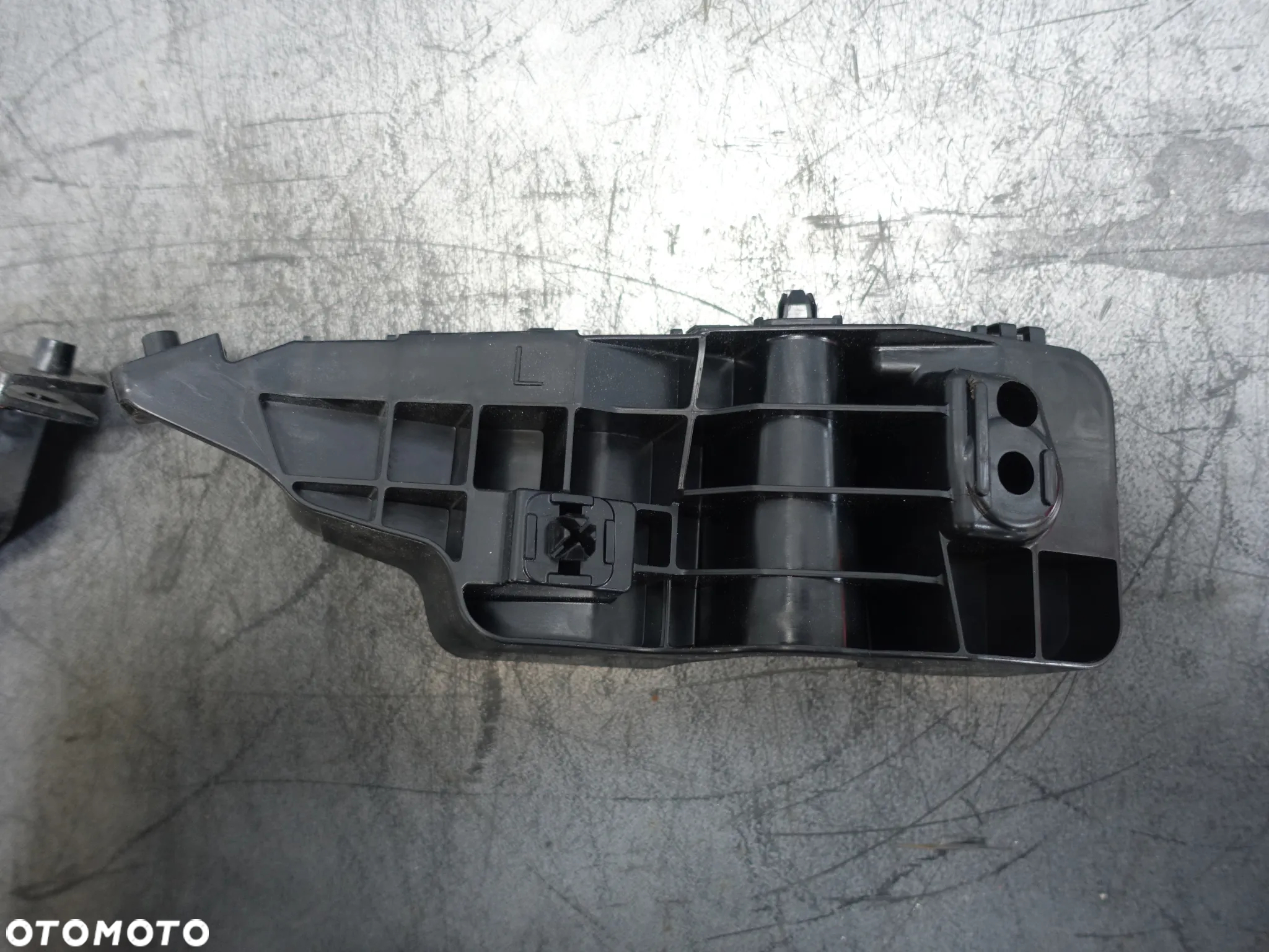 Ślizg Zderzaka Prawy Lewy Przód Suzuki Swift V 71731-71L0  71732-71L0 - 2
