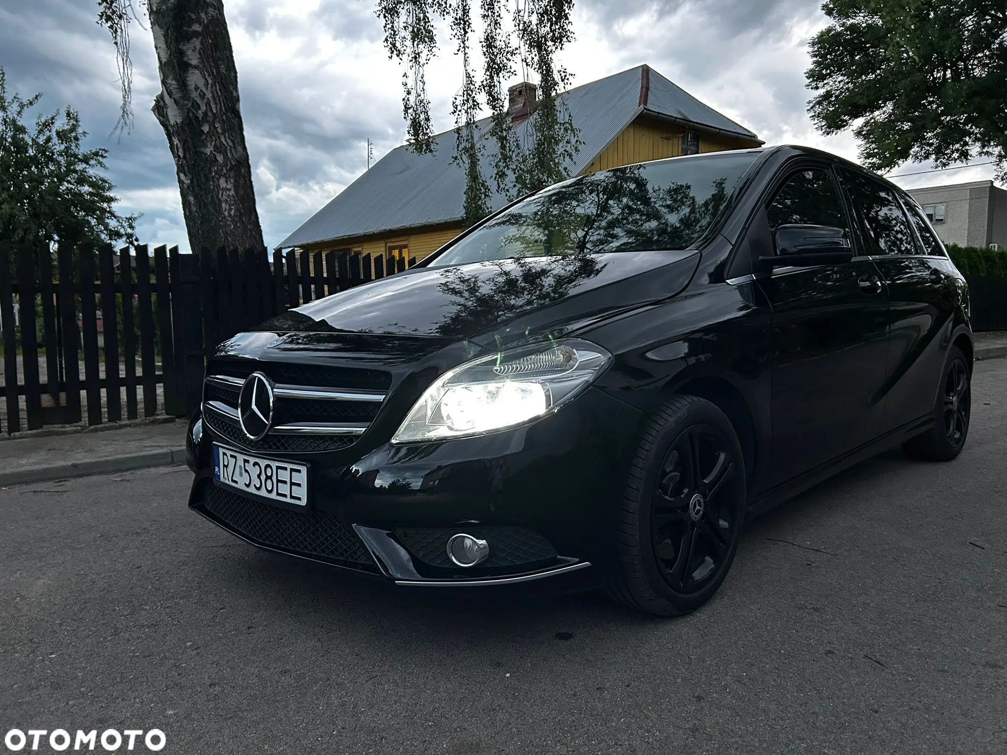 Mercedes-Benz Klasa B 250 7G-DCT - 2