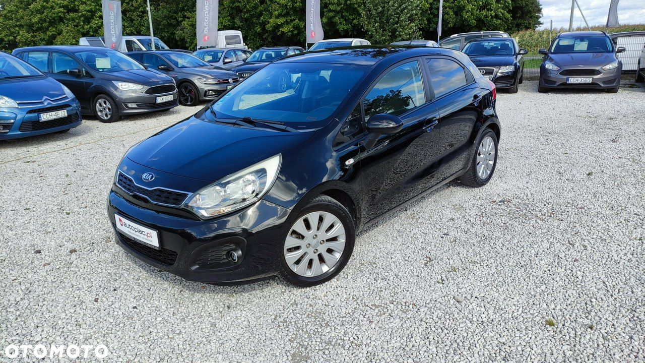 Kia Rio - 15