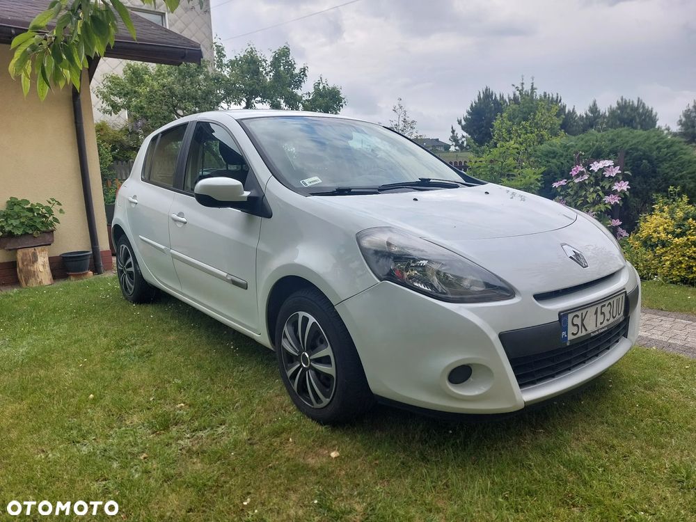 Renault Clio 1.2 16V Alize - 1