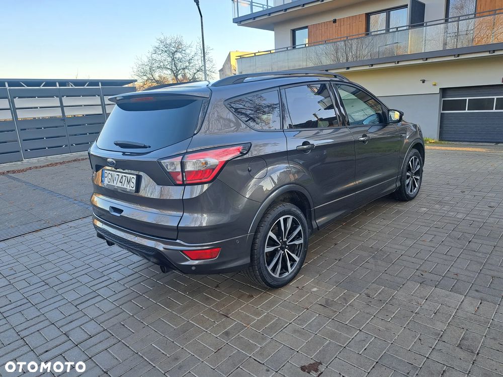 Ford Kuga - 28