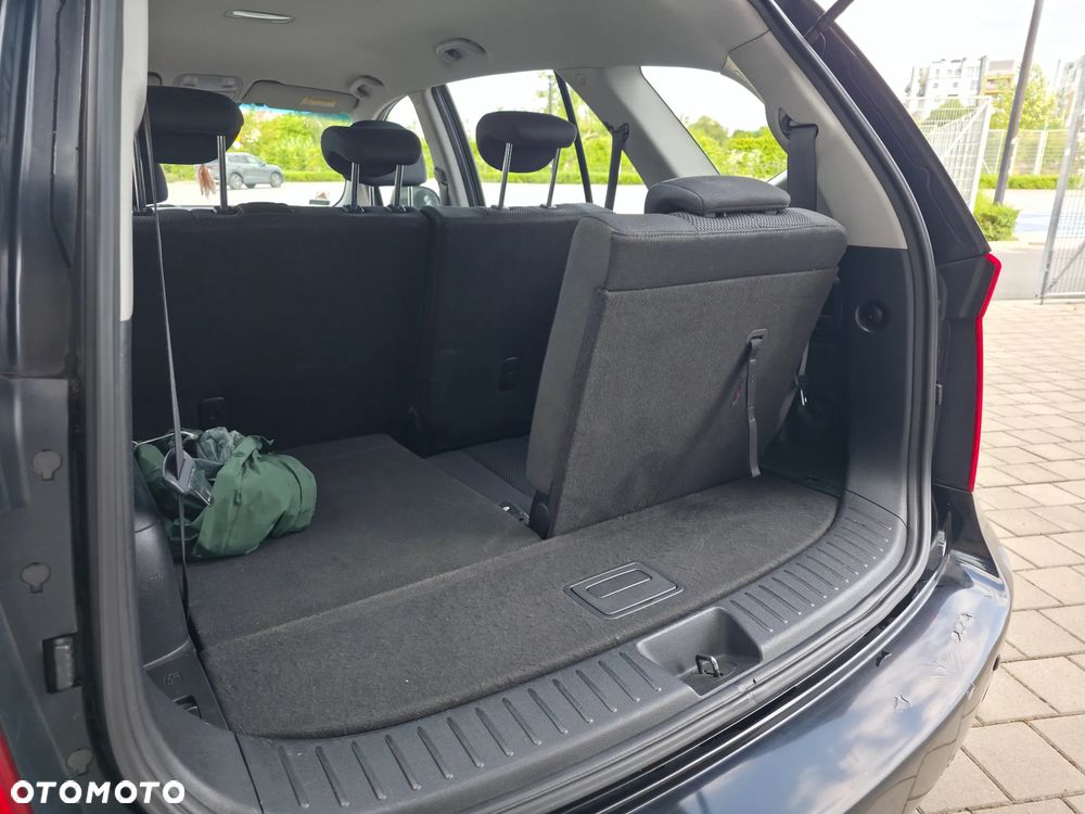 Kia Carens 2.0 EX - 10