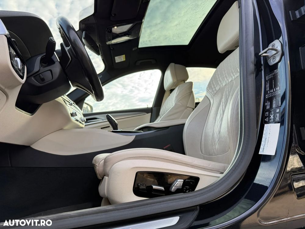 BMW Seria 5 530i xDrive Aut. M Sport Edition - 8