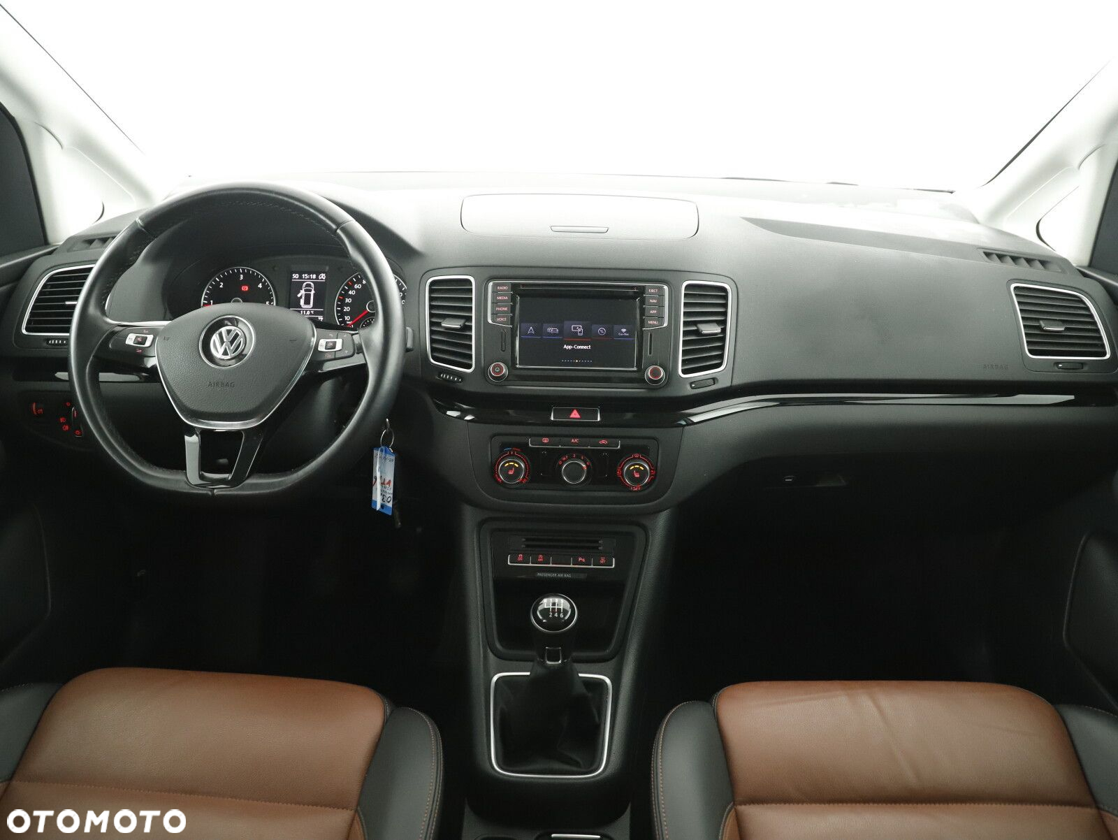 Volkswagen Sharan - 11