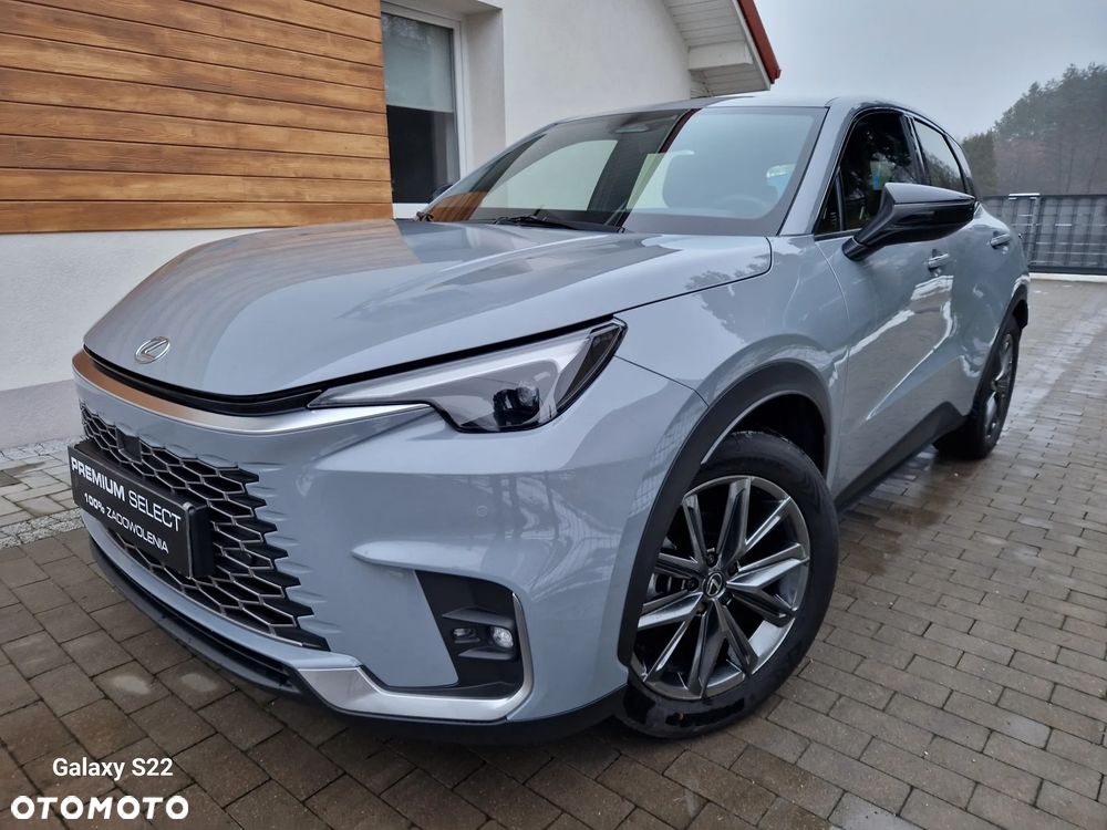 Lexus LBX 1.5 Hybrid Original Edition - 1