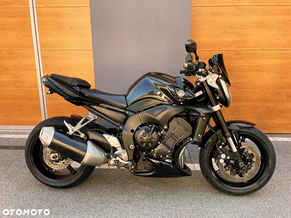 Yamaha FZ - 2