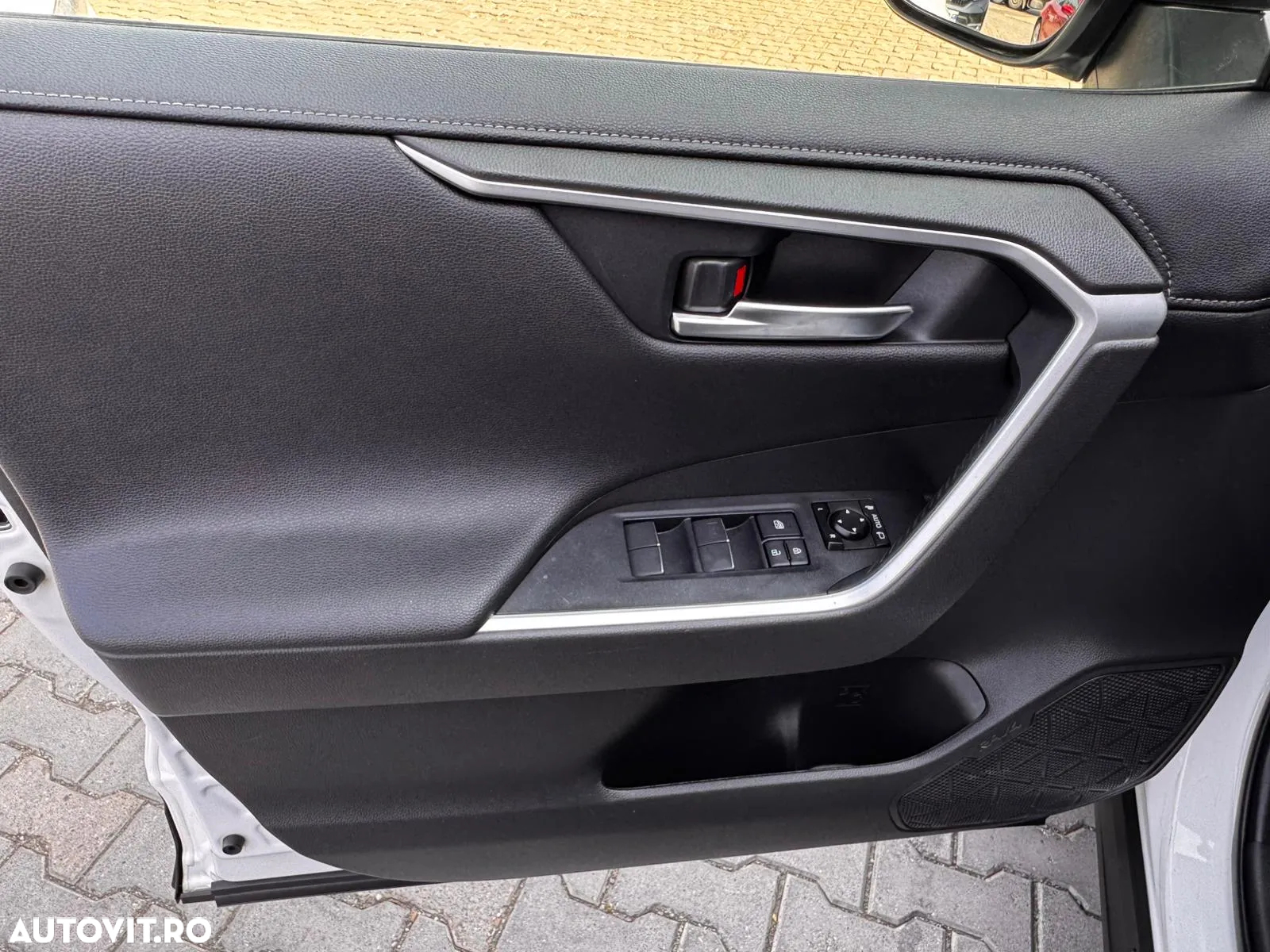 Toyota RAV4 2.5 Hybrid VVT-iE 4x2 Dynamic - 13