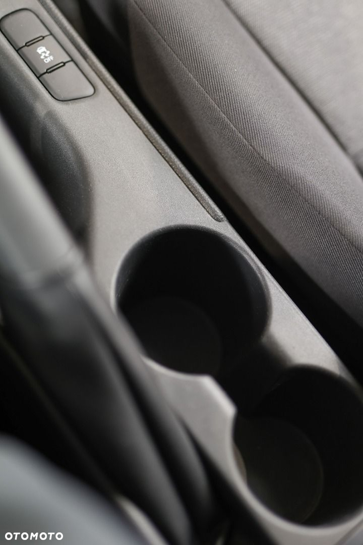 Toyota Yaris - 15